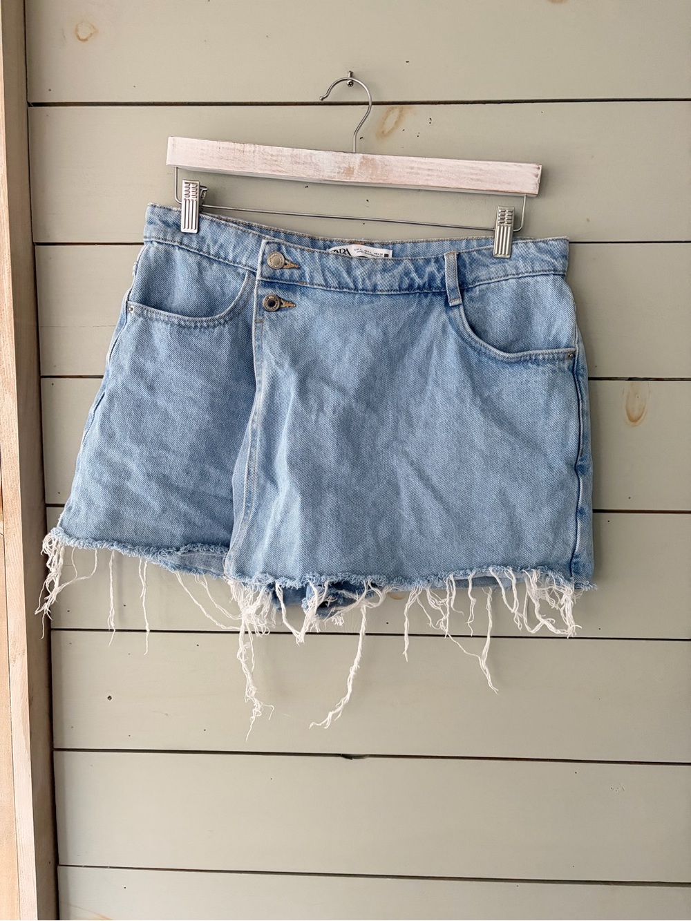 Zara Light Wash Distressed Denim Skort Raw Hem Size L